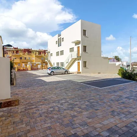 3 Bedroom Cozy In Apartment Denia